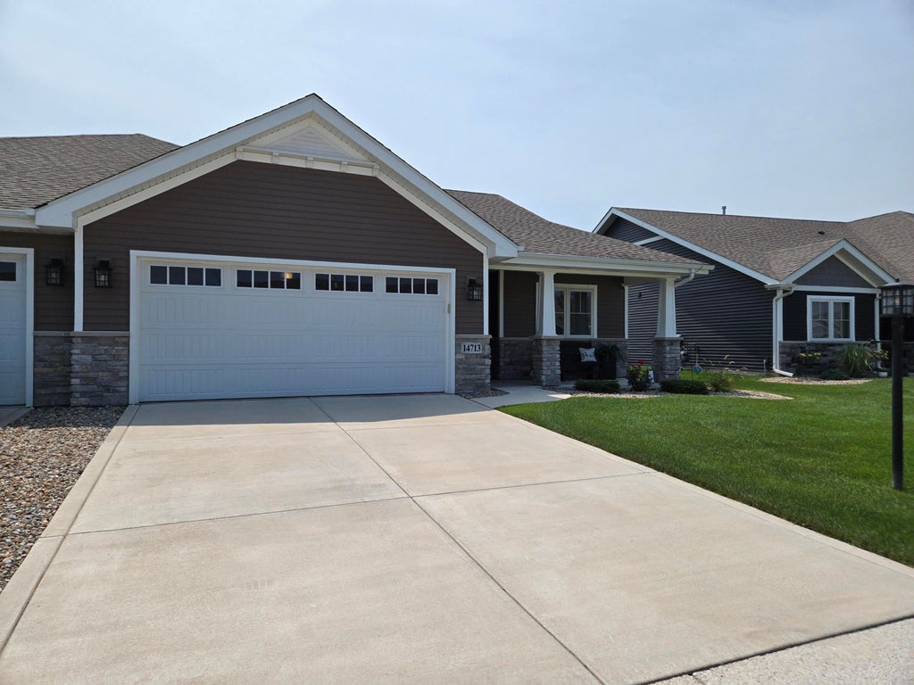 Photo of 14713 Coral Street, Dyer, IN 46311 (MLS # 842460)