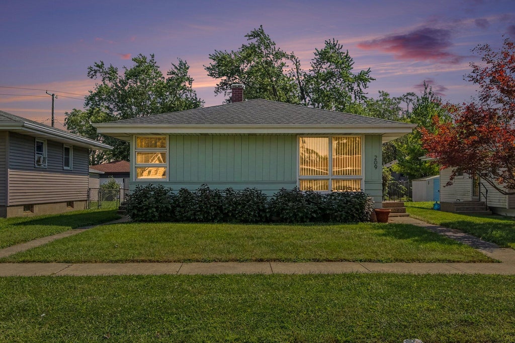Photo of 209 S Virginia Street, Hobart, IN 46342 (MLS # 844653)
