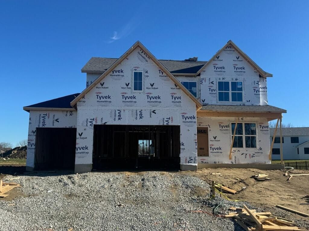 Photo of 2810 Old Oak Drive, Valparaiso, IN 46385 (MLS # 831749)