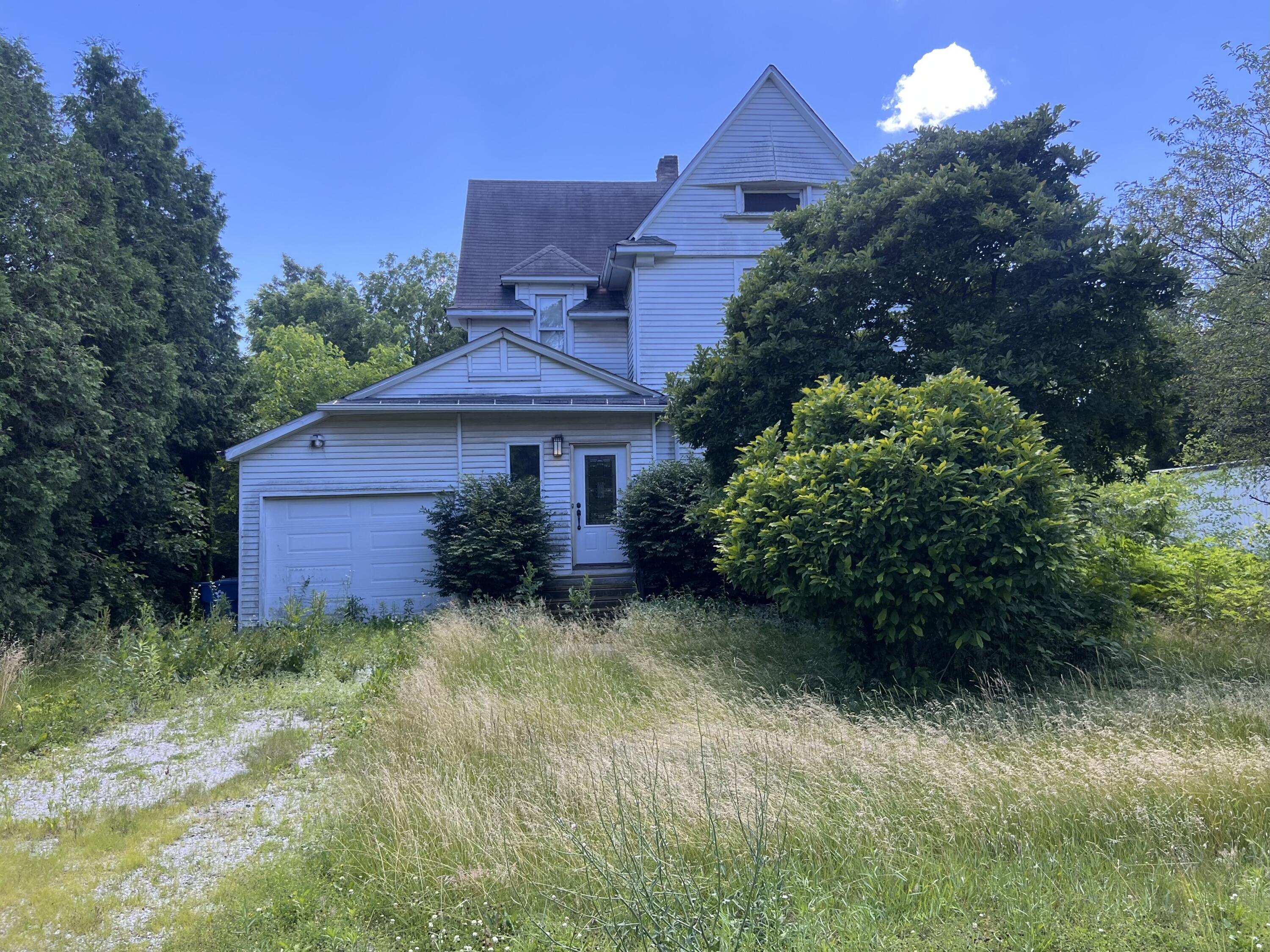 Photo 1 of 2 — 356 W 550 S, Valparaiso, IN 46383