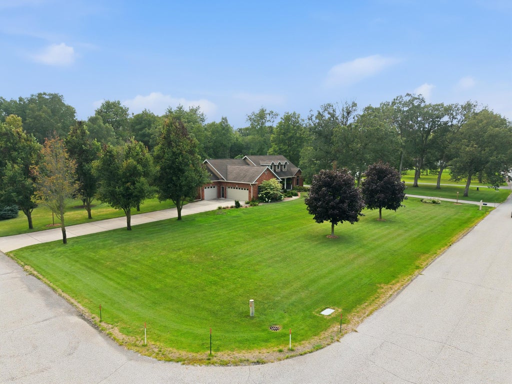 Photo of 3663 Woodgate Drive, Wheatfield, IN 46392 (MLS # 843067)