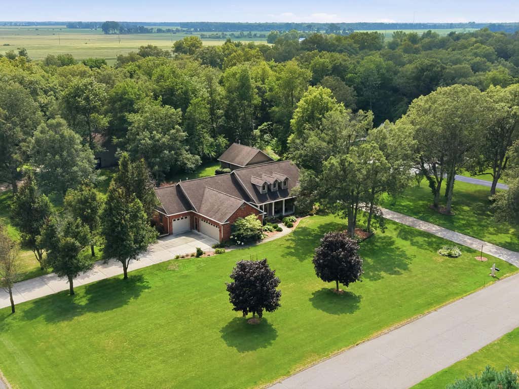 Photo of 3663 Woodgate Drive, Wheatfield, IN 46392 (MLS # 843067)