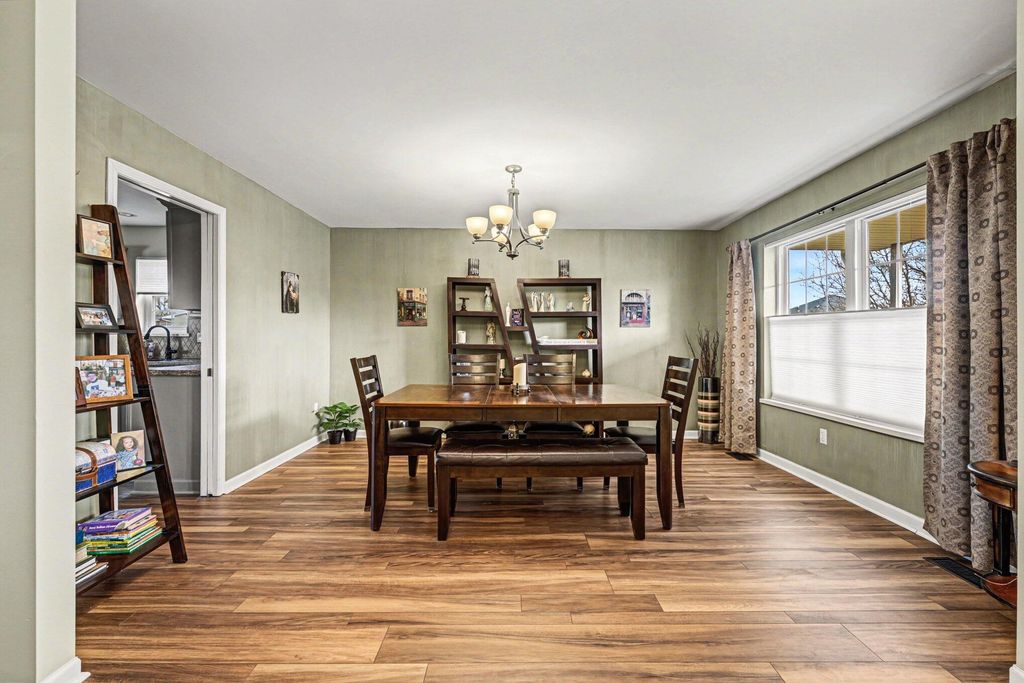 Photo of 1448 Cynthia Court, Schererville, IN 46375 (MLS # 835097)