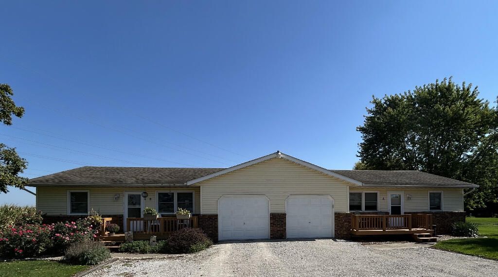 Photo of 373 S State Road 49, Valparaiso, IN 46383 (MLS # 837098)