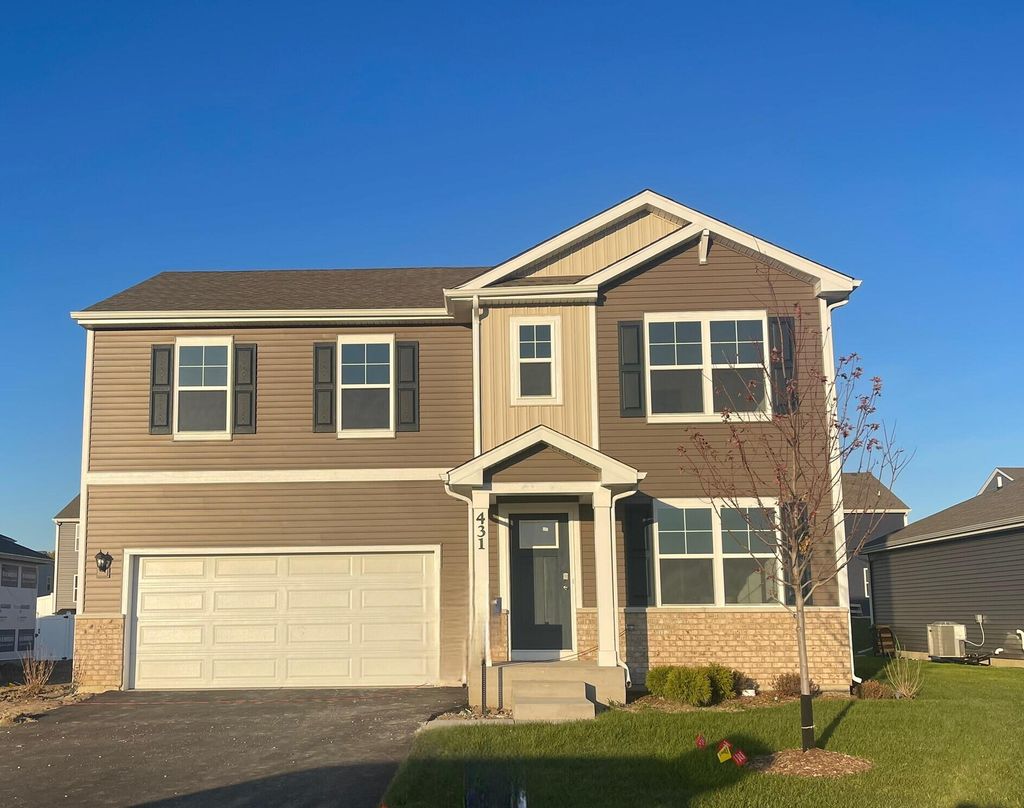 Photo of 431 Fry Street, Hebron, IN 46341 (MLS # 831232)