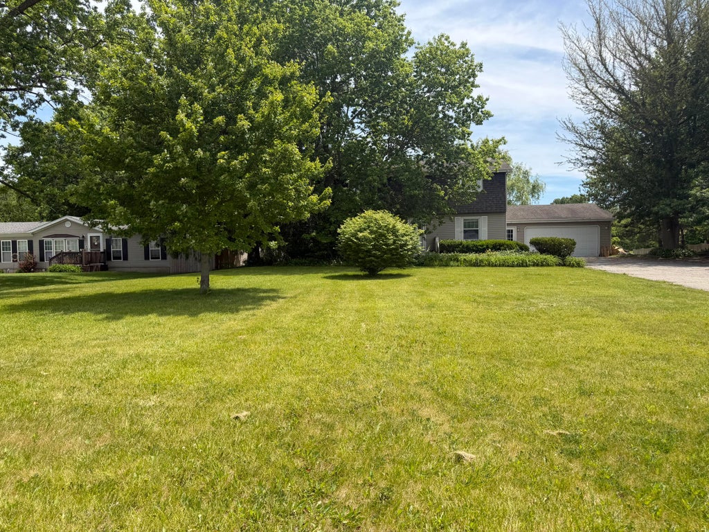 Photo of 505 N State Road 149, Valparaiso, IN 46385 (MLS # 840215)