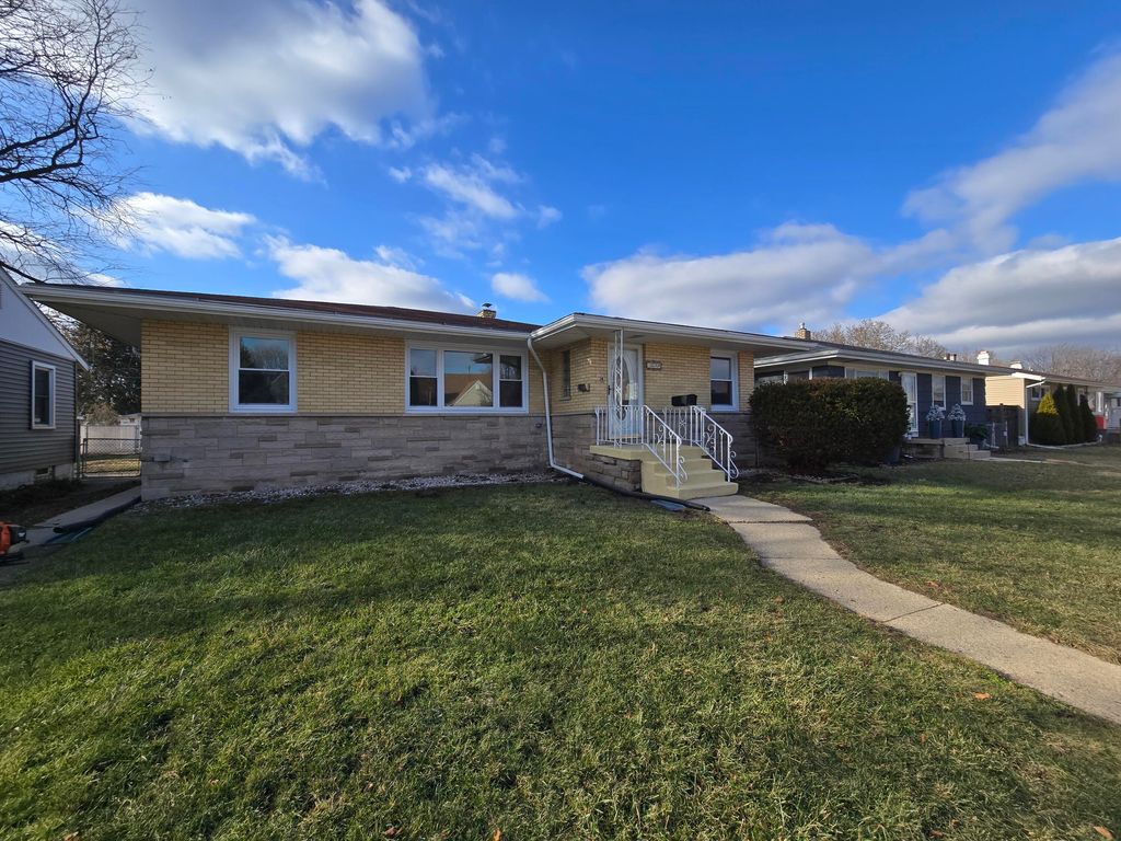 Photo of 7230 Beech Avenue, Hammond, IN 46324 (MLS # 833160)