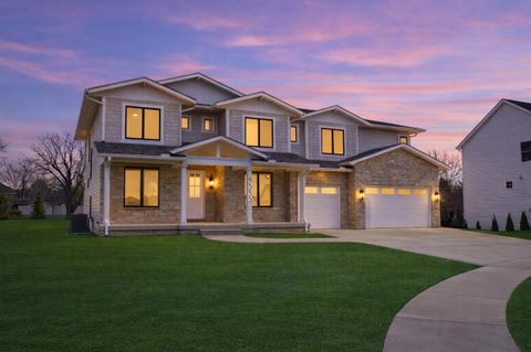 9353 Corydalis Avenue St. John IN 46373