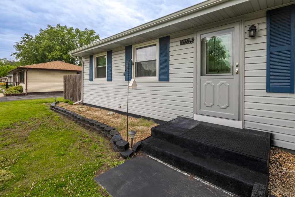 Photo of 5782 Mccasland Avenue, Portage, IN 46368 (MLS # 839886)
