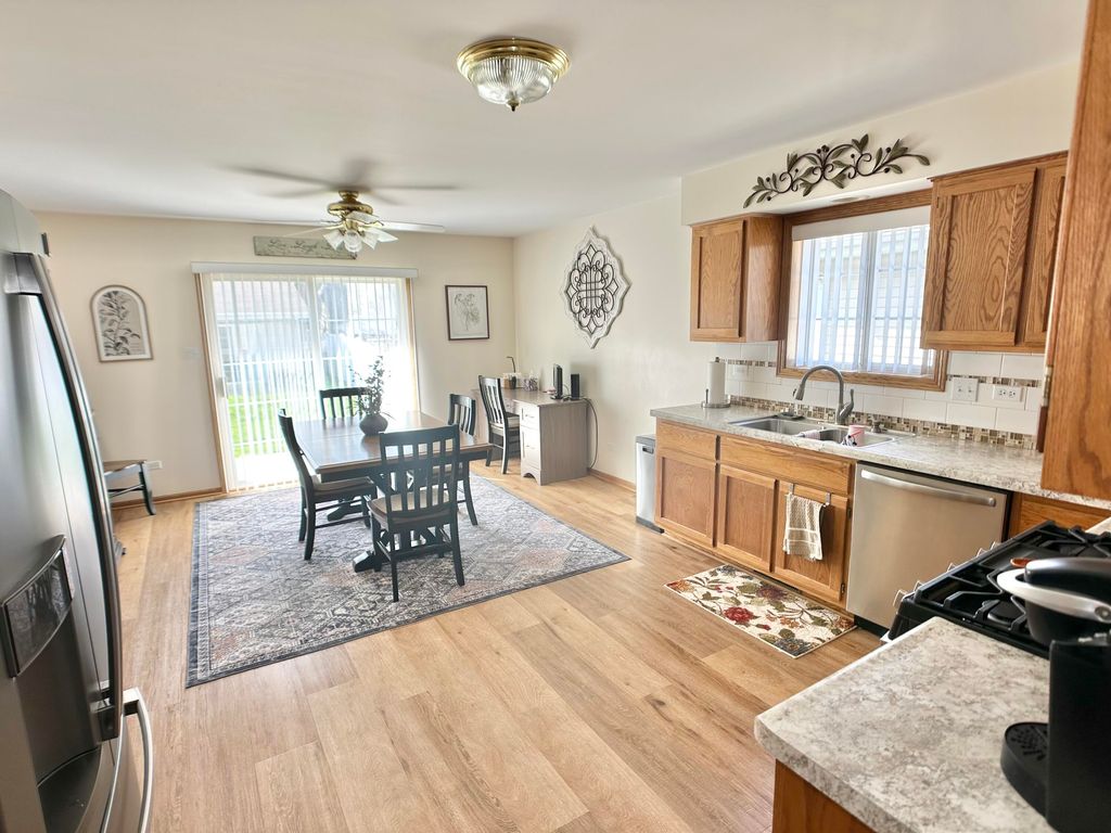 Photo of 9748 Erie Street, Highland, IN 46322 (MLS # 836759)