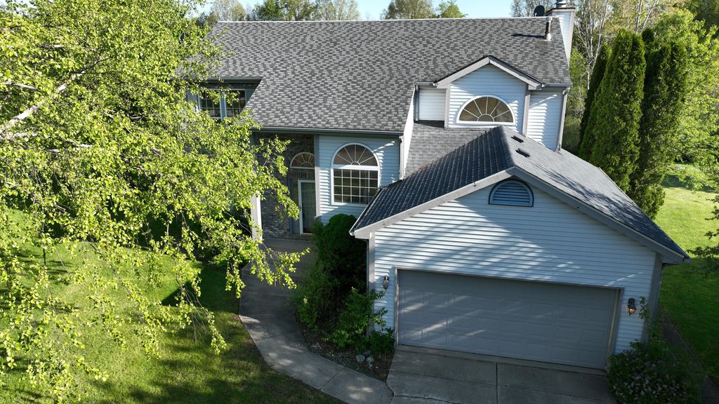 Photo of 378 Ballenisle Court, Chesterton, IN 46304 (MLS # 838502)