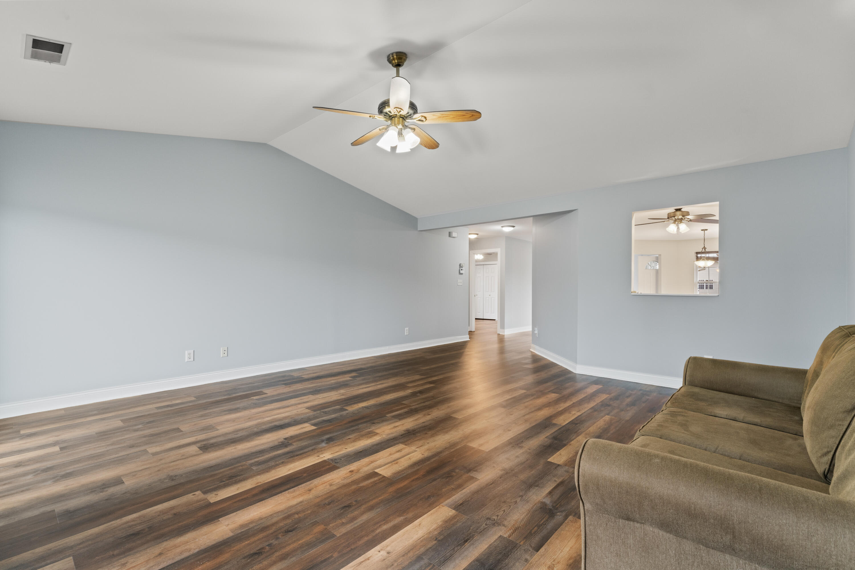 Schererville, Indiana 46375, United States, 2 Bedrooms Bedrooms, ,2 BathroomsBathrooms,Residential,Pending,84621