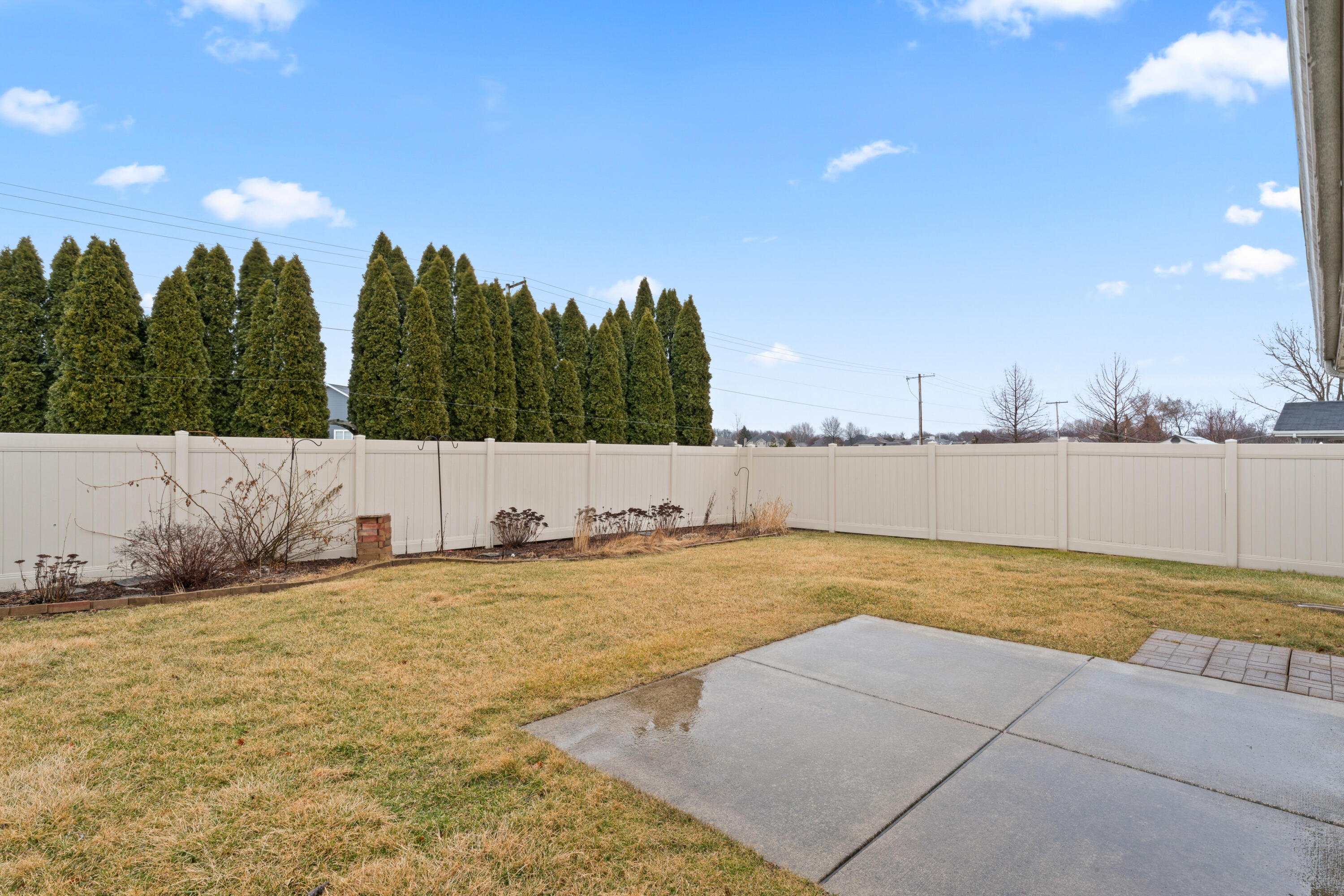 Schererville, Indiana 46375, United States, 2 Bedrooms Bedrooms, ,2 BathroomsBathrooms,Residential,Pending,84621