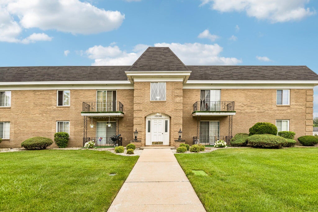 Photo of 1238 Camellia Drive #10, Munster, IN 46321 (MLS # 843081)