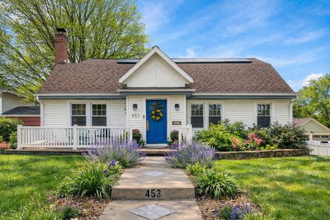 453 Chestnut Street, Valparaiso, IN 46385 - #: 832099