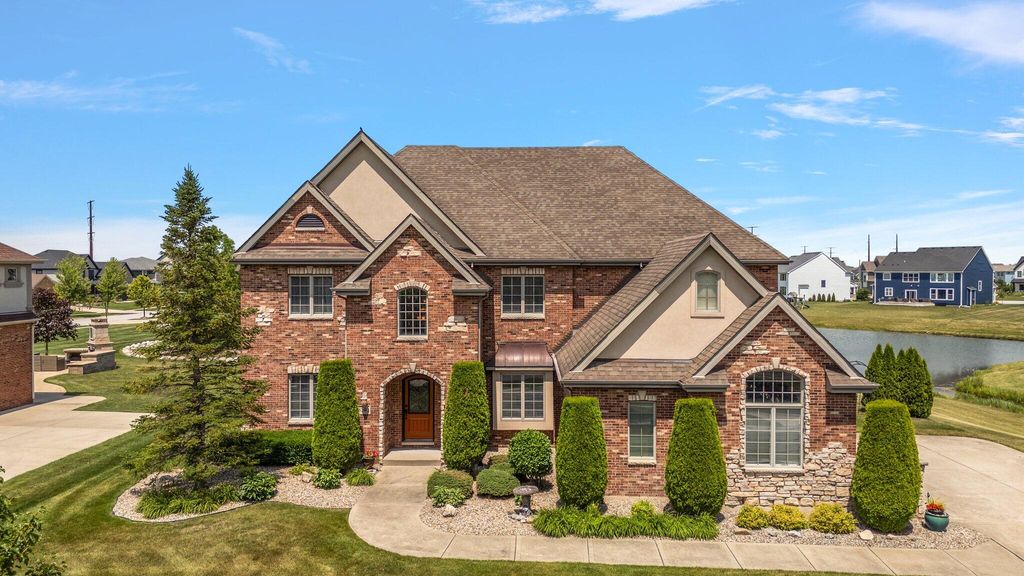 Photo of 8540 W 105th Avenue, Saint John, IN 46373 (MLS # 837192)