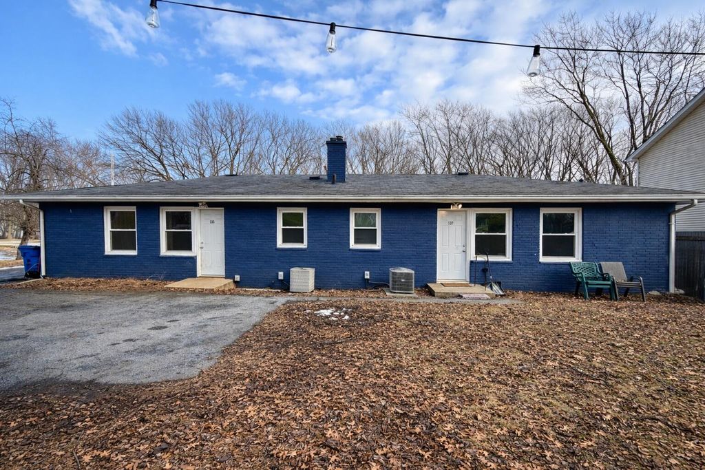 Photo of 132-136 S Elgin Street, Griffith, IN 46319 (MLS # 834036)