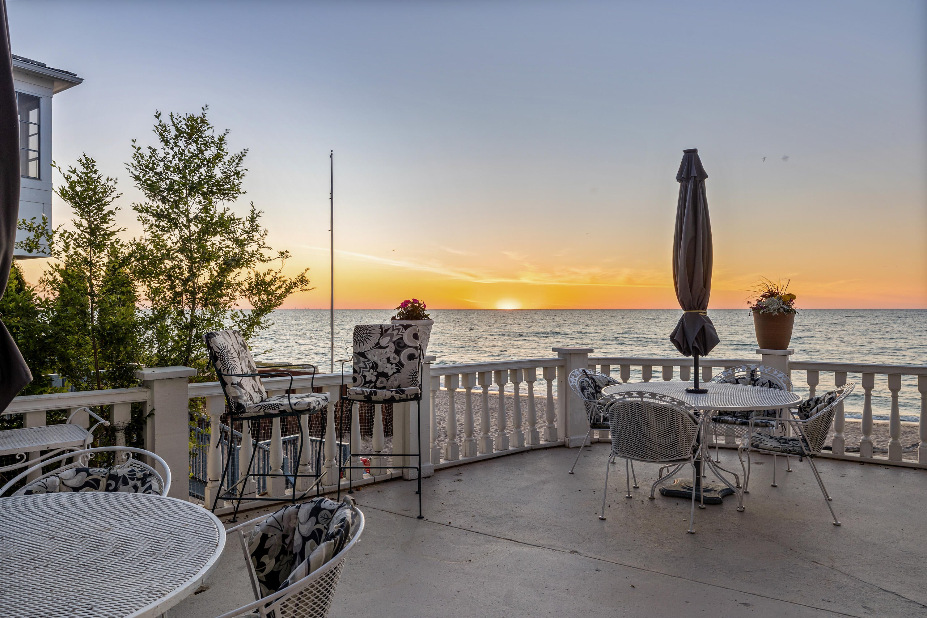 2300 Lake Shore Drive