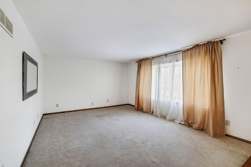 Photo of 7139 W 83rd Place, Crown Point, IN 46307 (MLS # 835650)