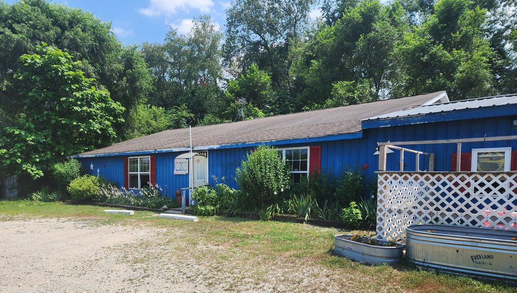 Photo of 245 E Toto Road, Knox, IN 46534 (MLS # 831488)