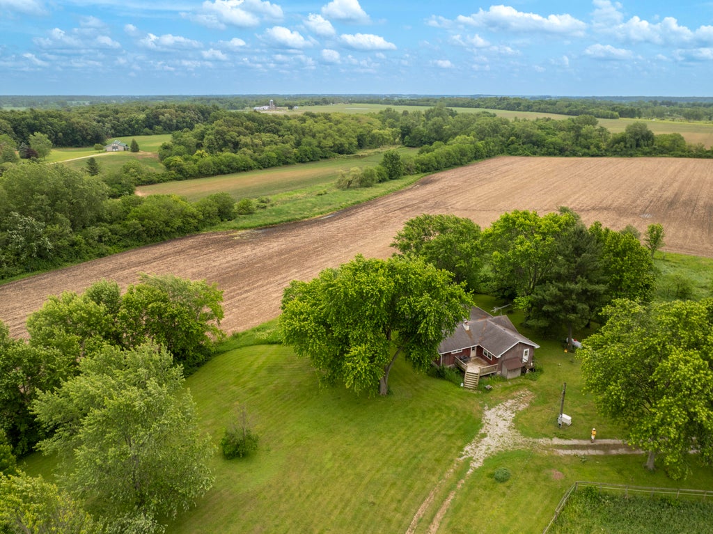 Photo of 3019 E 129th Avenue, Crown Point, IN 46307 (MLS # 840562)