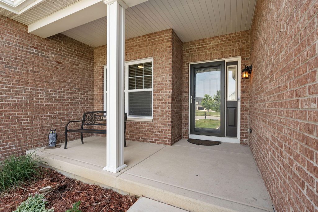 Photo of 13215 Rutledge Place, Crown Point, IN 46307 (MLS # 839824)