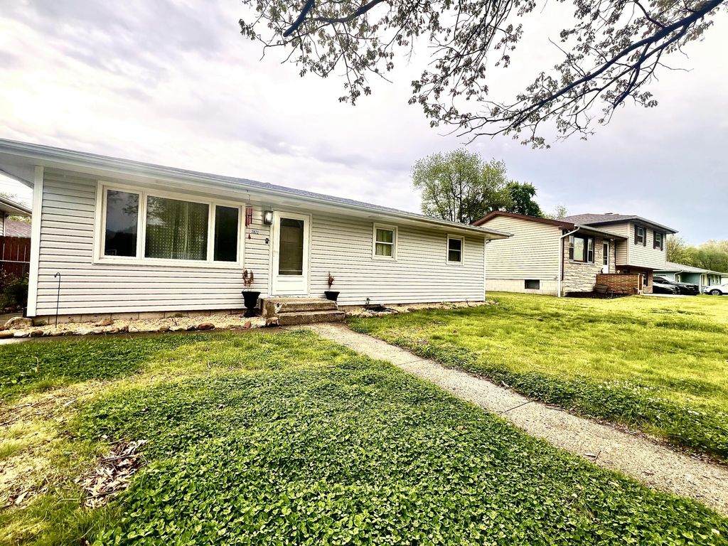 Photo of 2821 Vigo Street, Lake Station, IN 46405 (MLS # 839022)