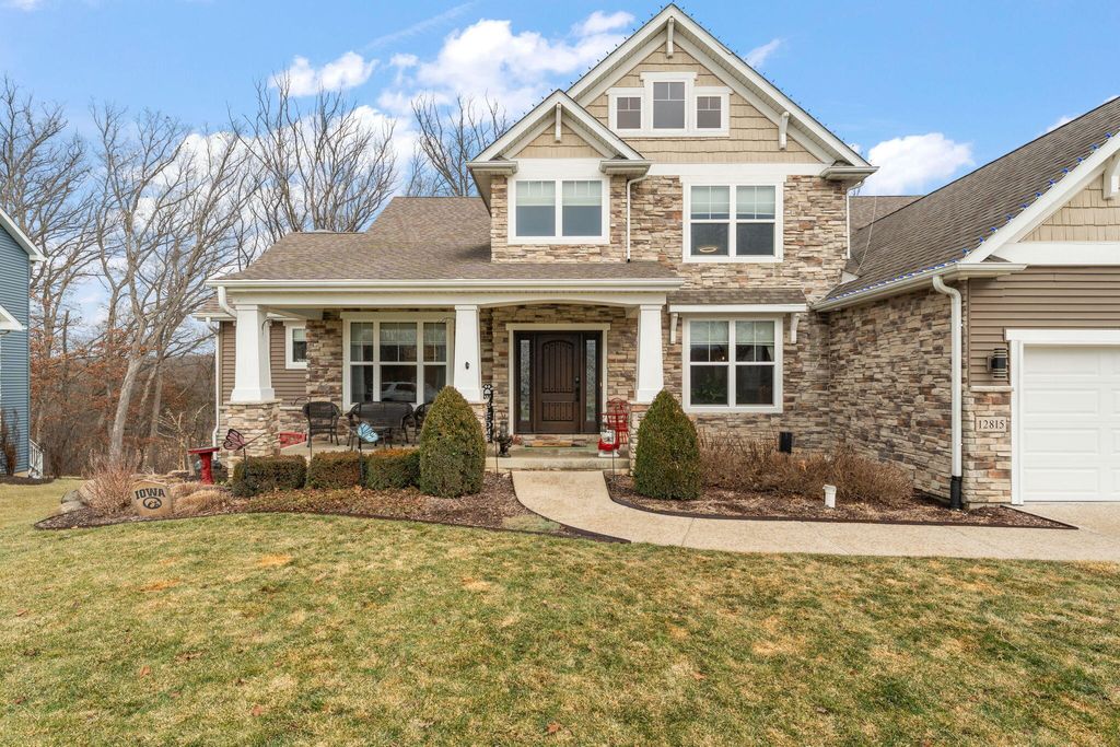 Photo of 12815 Baker Court, Crown Point, IN 46307 (MLS # 832737)