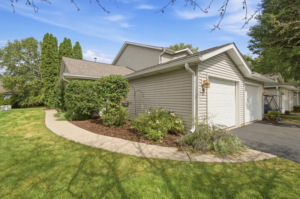 Photo of 1954 David Drive, Chesterton, IN 46304 (MLS # 845895)