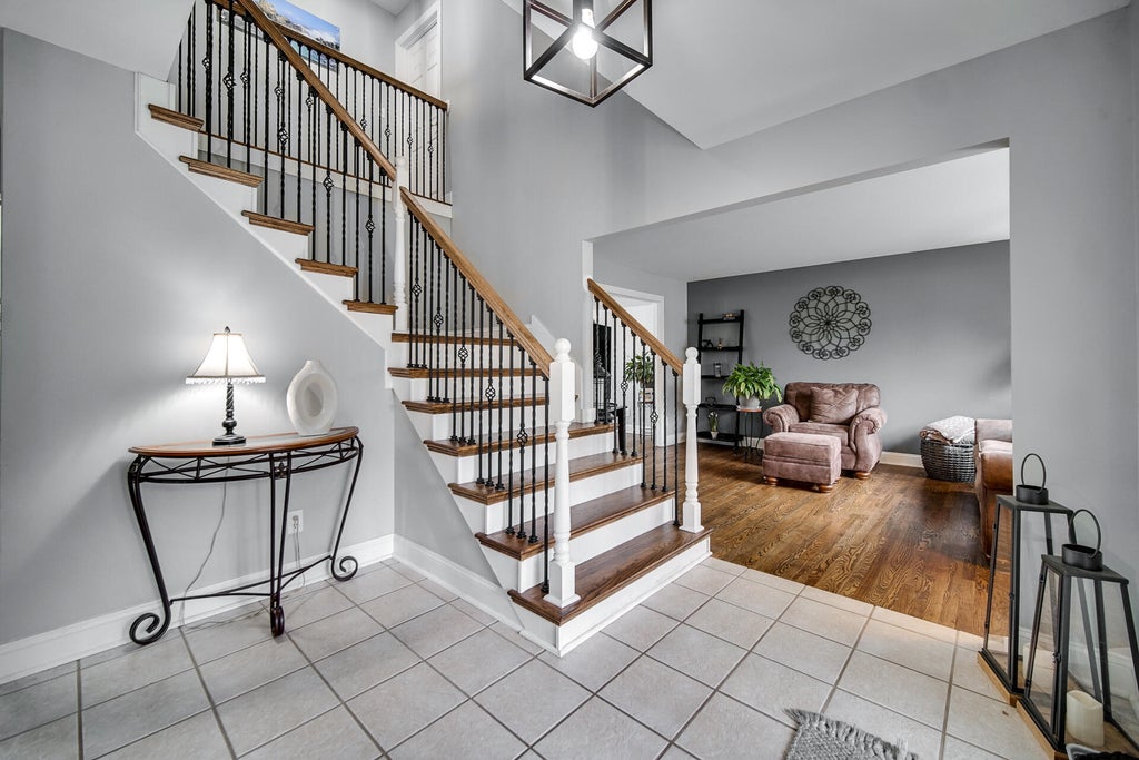 Photo of 1517 Knighthood Drive, Dyer, IN 46311 (MLS # 846675)