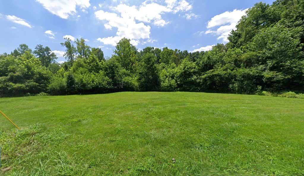 Photo of 408 Creek Road, Jeffersonville, IN 47130 (MLS # 840711)