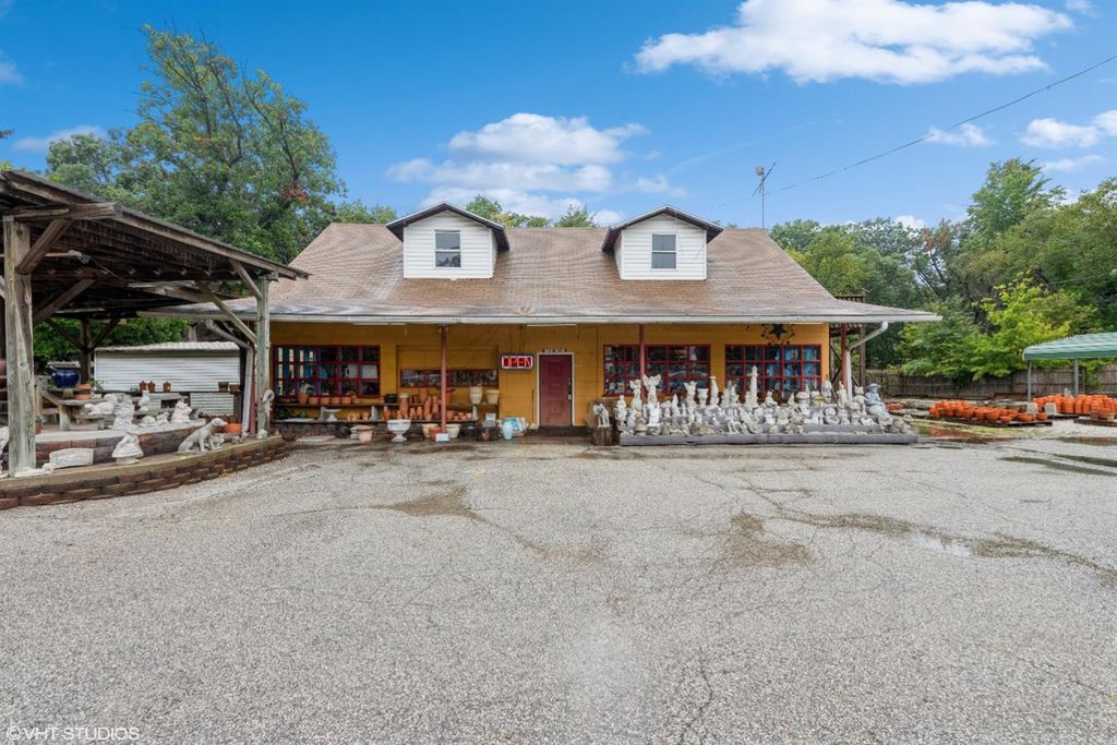 Photo of 1300 W Us Hwy 20, Porter, IN 46304 (MLS # 835882)