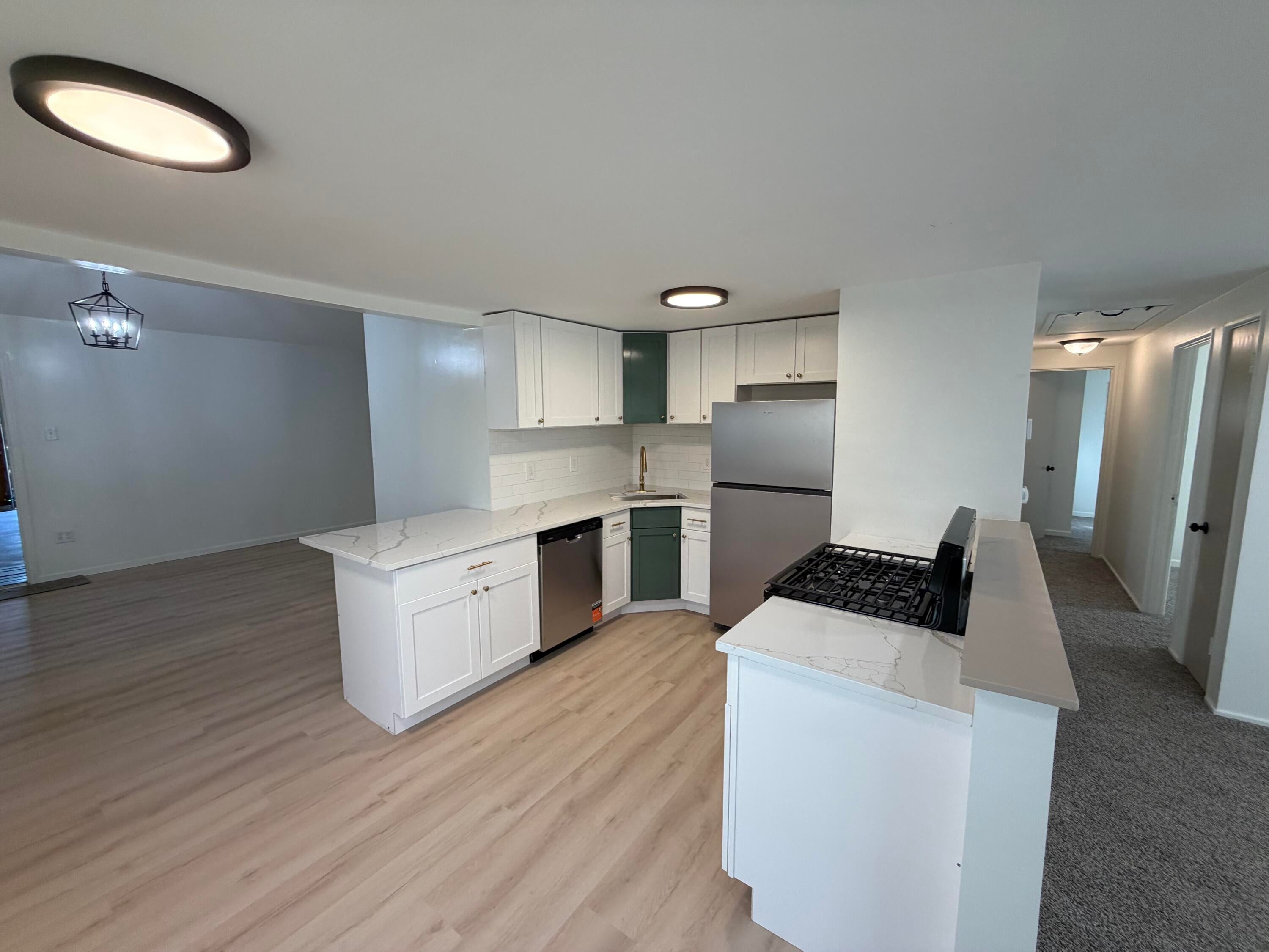 7561 Golfway Court