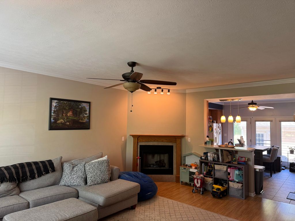 Photo of 322 Village Square, Burns Harbor, IN 46304 (MLS # 838732)