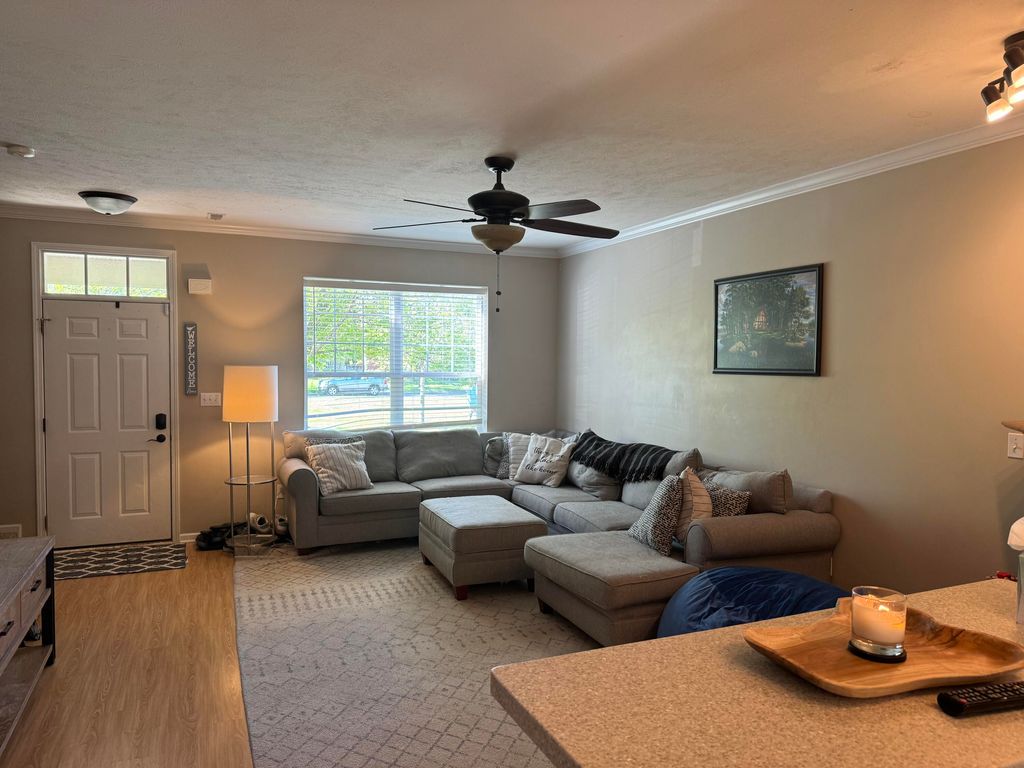 Photo of 322 Village Square, Burns Harbor, IN 46304 (MLS # 838732)