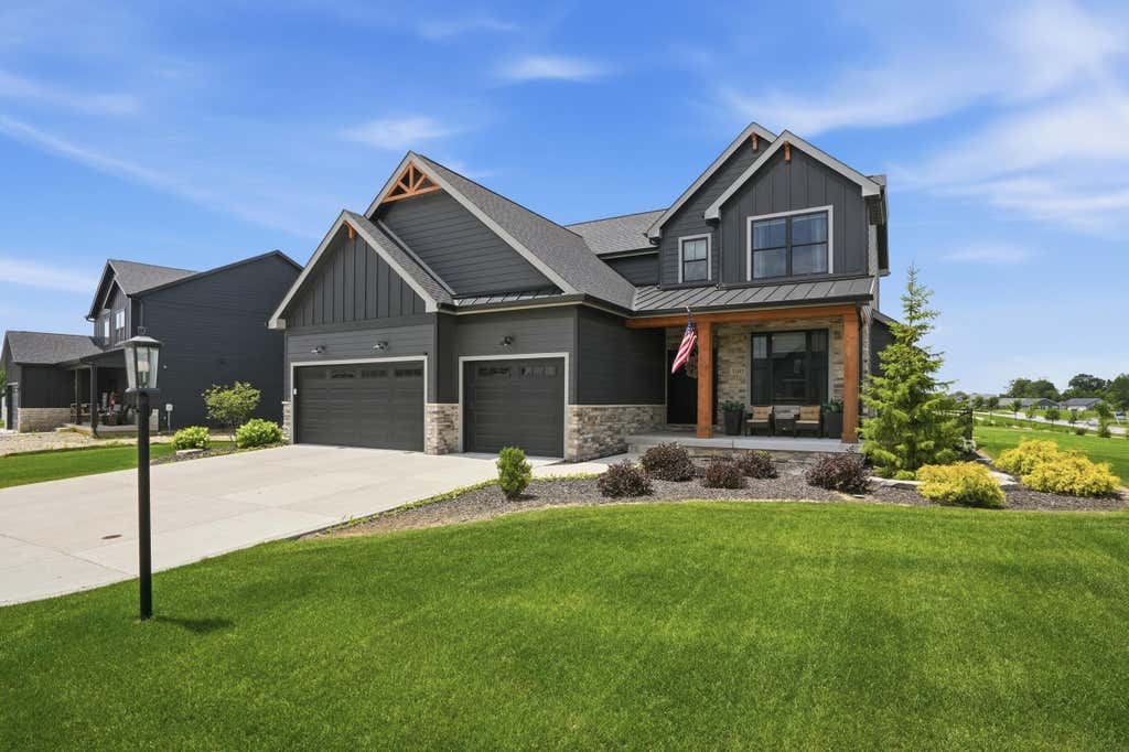 Photo of 3103 Whispering Brook Lane, Valparaiso, IN 46385 (MLS # 841510)