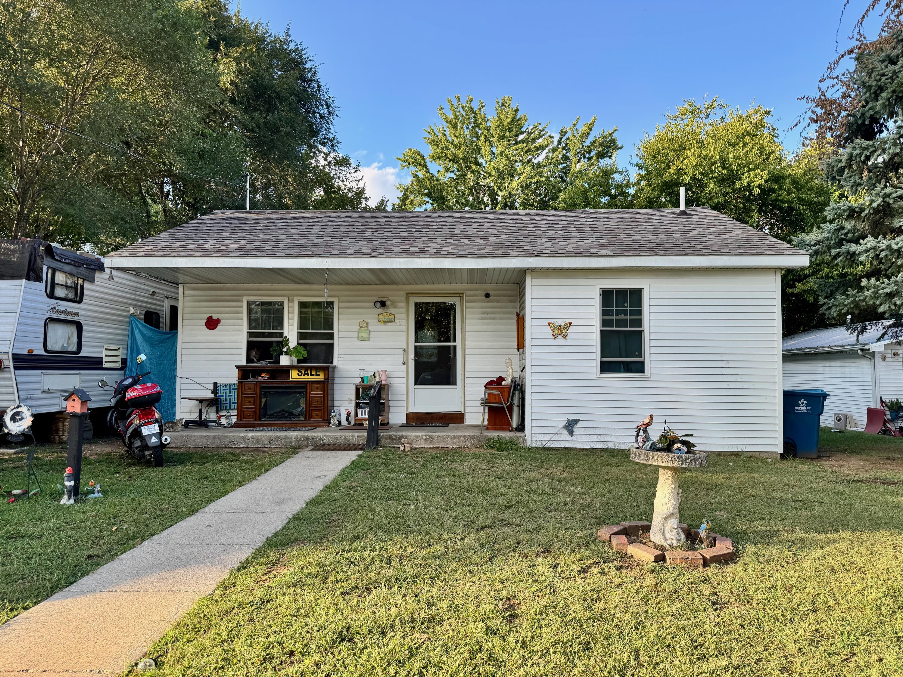 305 W Bender Street