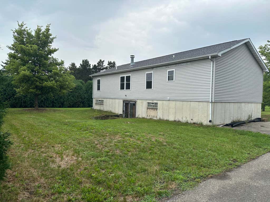 Photo of 11877 N 600 W, DeMotte, IN 46310 (MLS # 843649)