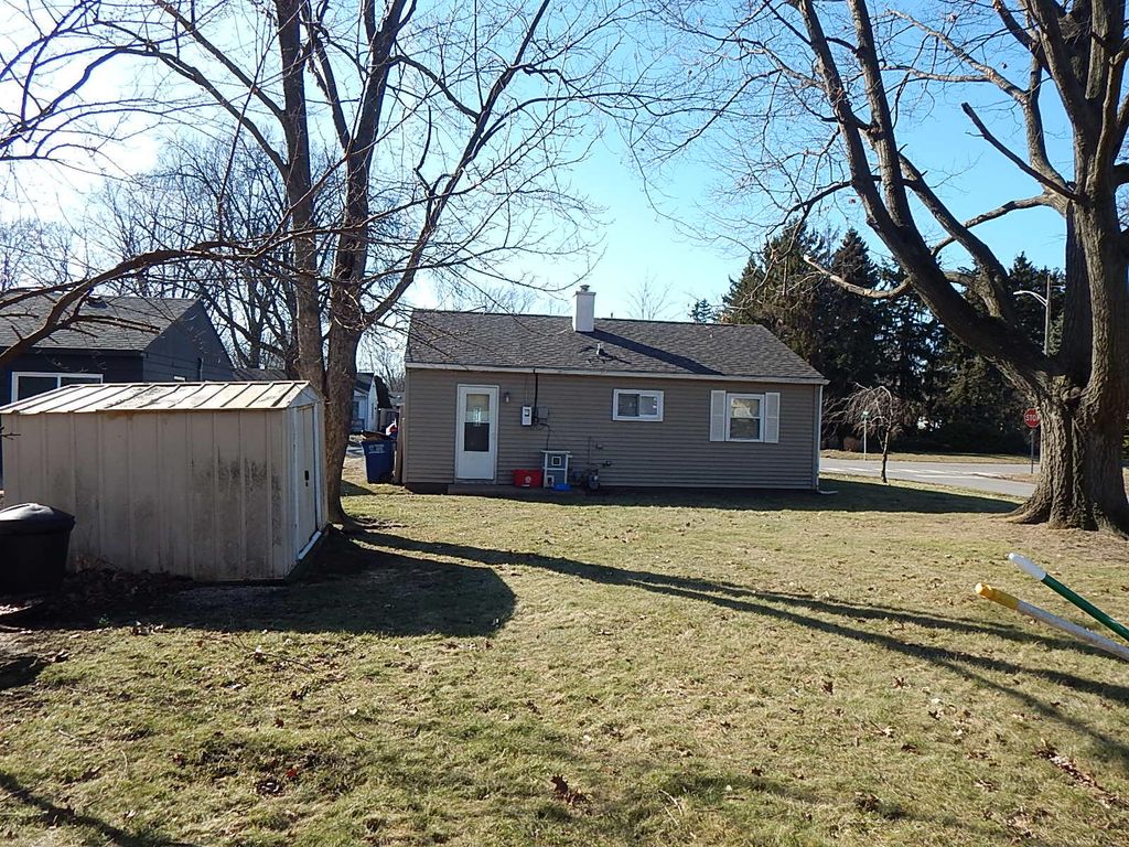 Photo of 2502 Buffalo Street, Michigan City, IN 46360 (MLS # 834767)