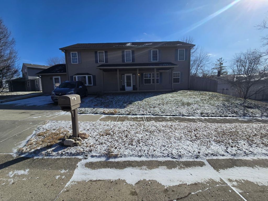 Photo of 5533 Furnas Court, Indianapolis, IN 46221 (MLS # 834341)