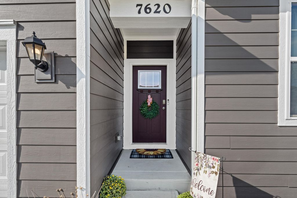 Photo of 7620 W 105th Place, Crown Point, IN 46307 (MLS # 838406)