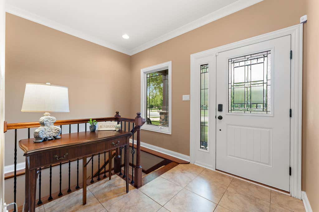 Photo of 9390 W 107th Place, Saint John, IN 46373 (MLS # 843672)