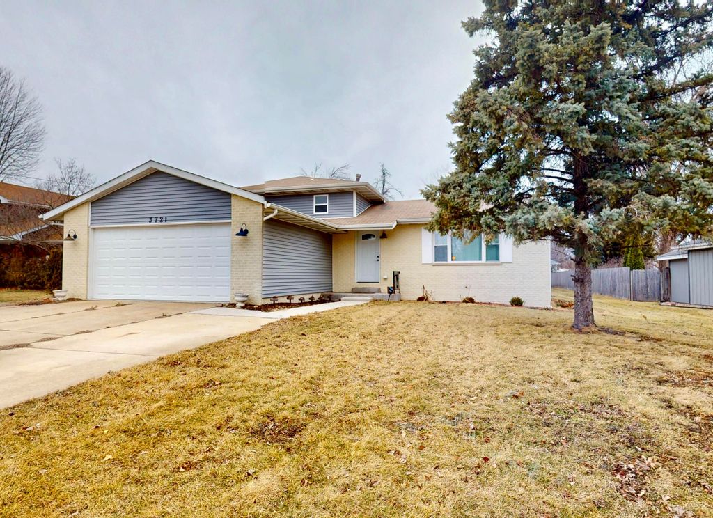 Photo of 3721 Wirth Road, Highland, IN 46322 (MLS # 834771)