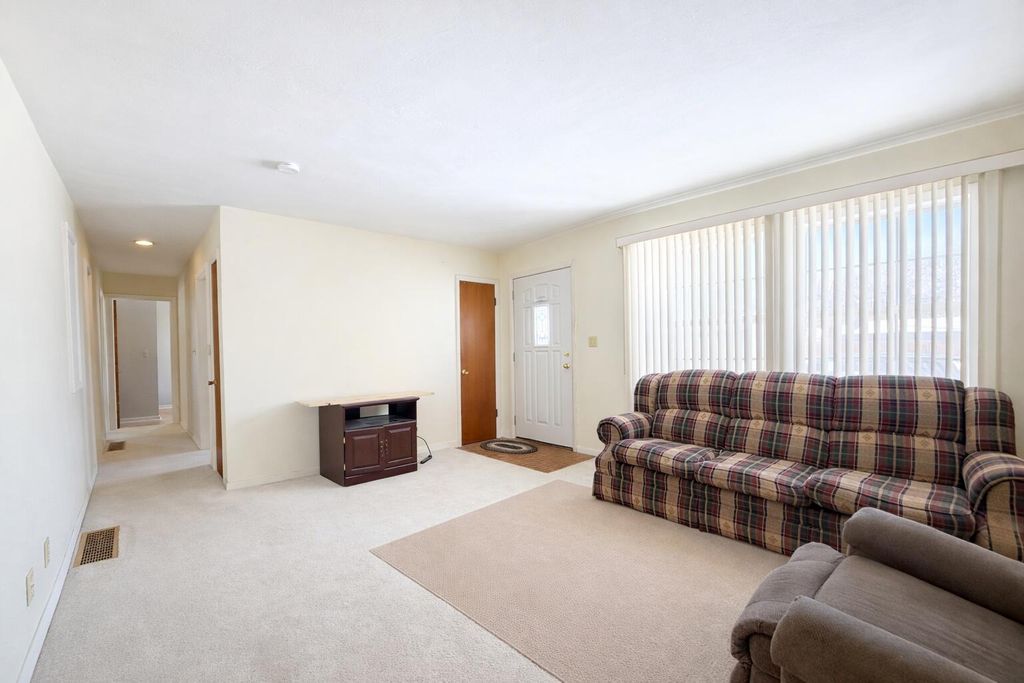 Photo of 2454 Poplar Lane, Lafayette, IN 47905 (MLS # 833382)