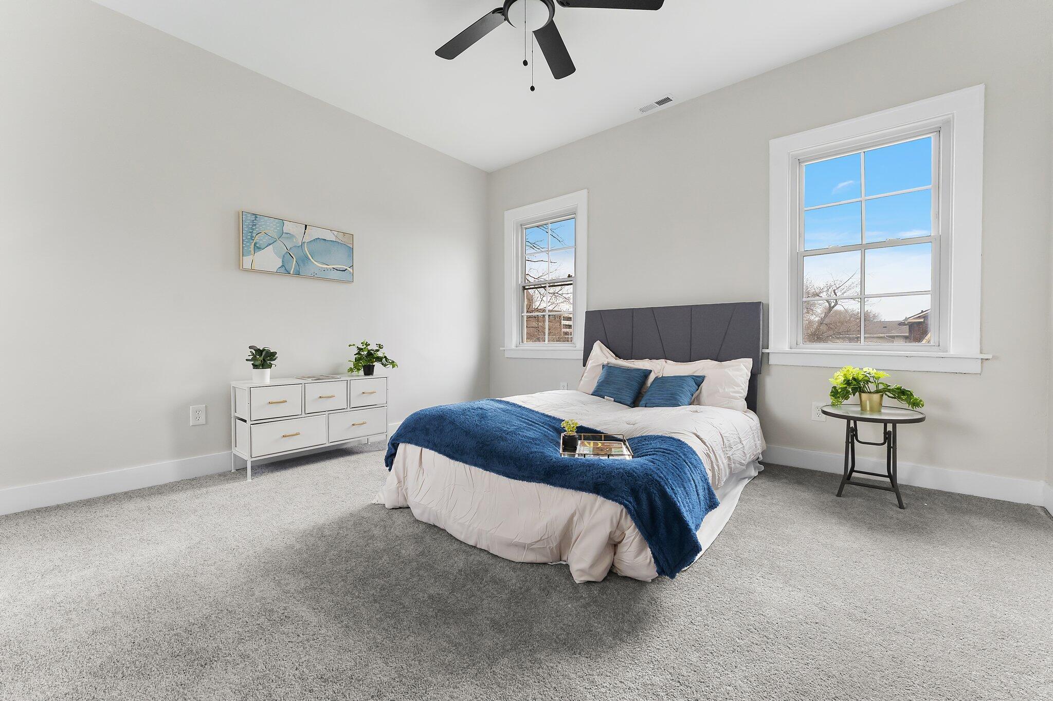 Gary, Indiana 46402, United States, 4 Bedrooms Bedrooms, ,3 BathroomsBathrooms,Residential,Pending,111325