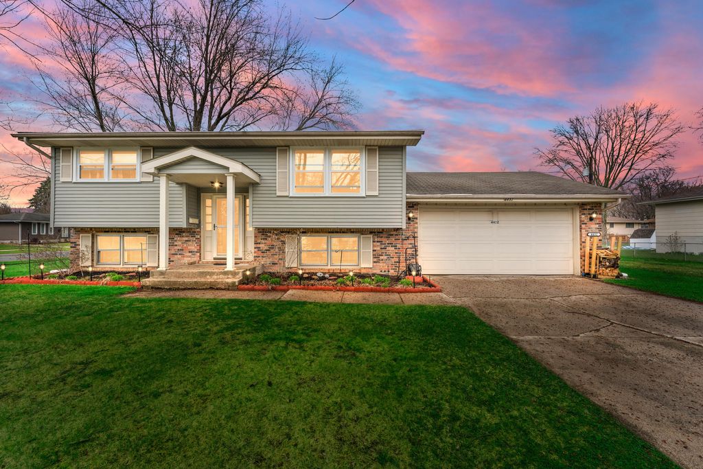 Photo of 4432 W 15th Street, Hobart, IN 46342 (MLS # 836430)