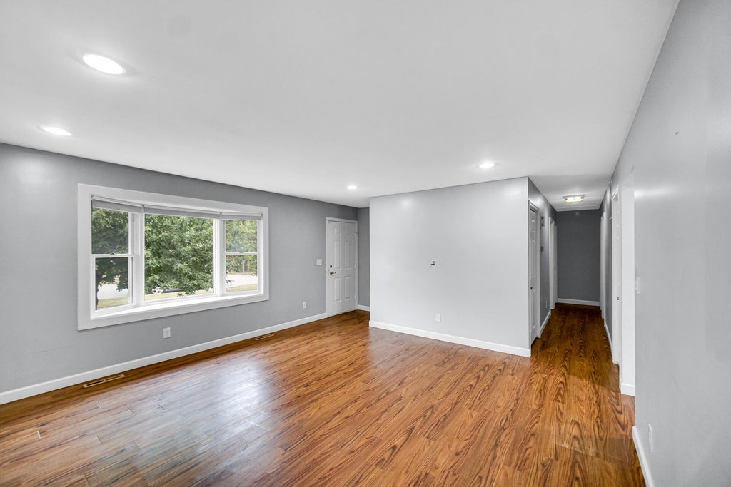 Photo of 214 Locust Avenue S, Hebron, IN 46341 (MLS # 845263)