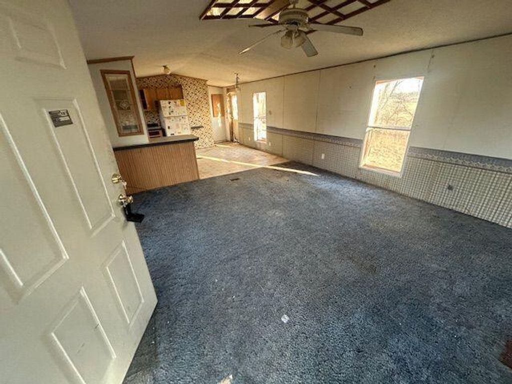 Photo of 13219 W 550 N, Medaryville, IN 47957 (MLS # 834719)