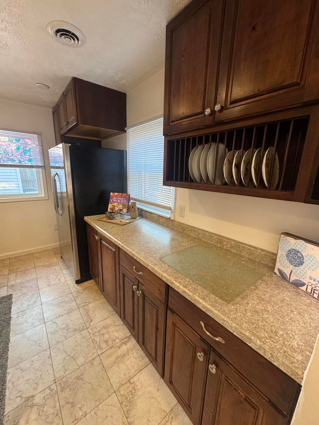 Photo of 714 N Carroll Avenue, Michigan City, IN 46360 (MLS # 835223)