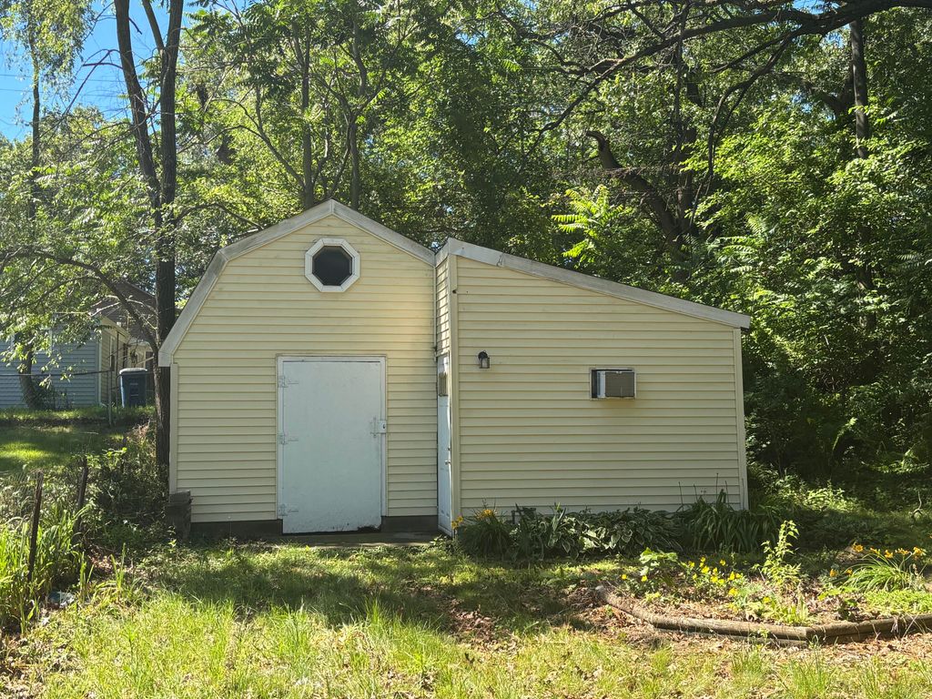 Photo of 1815 E 28th Avenue, Lake Station, IN 46405 (MLS # 841056)